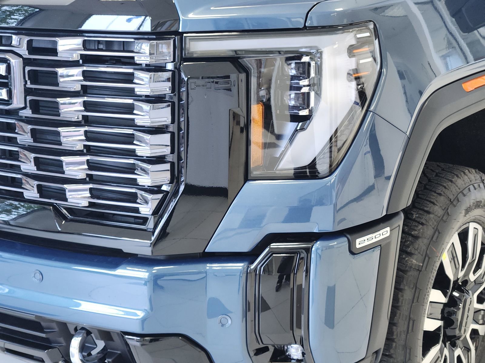 New 2026 GMC Sierra 2500 Denali Ultimate image 10