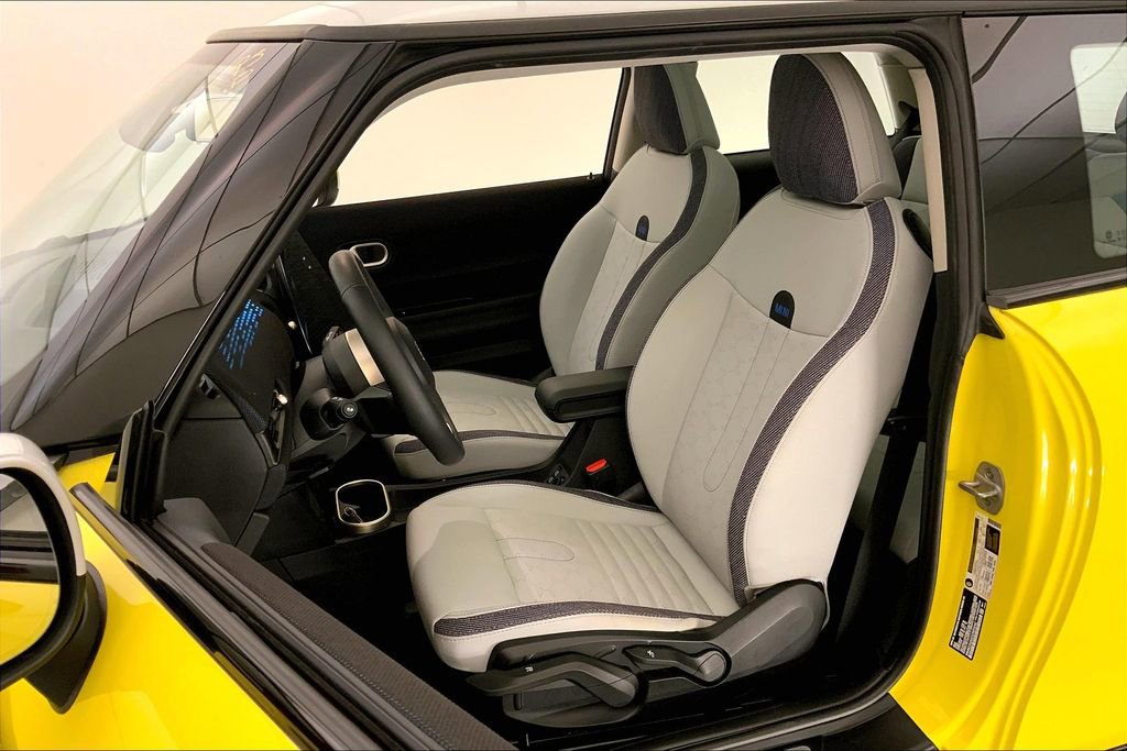 Certified 2025 MINI Cooper S image 13