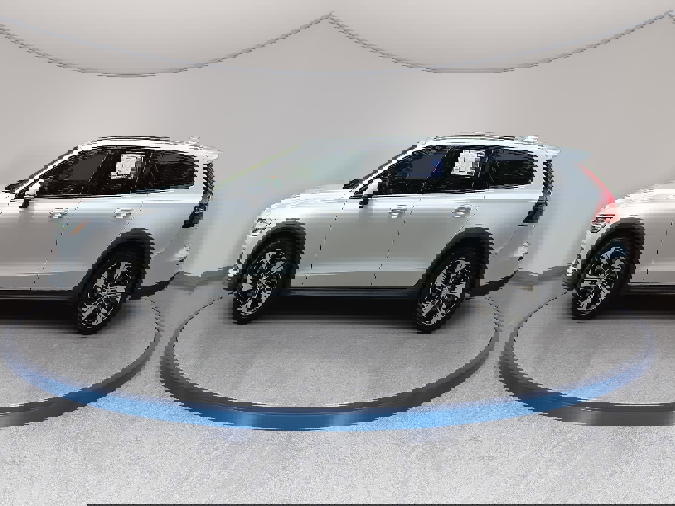 Used 2020 Volvo V60 T5 Cross Country w/ Protection Package Premier image 8