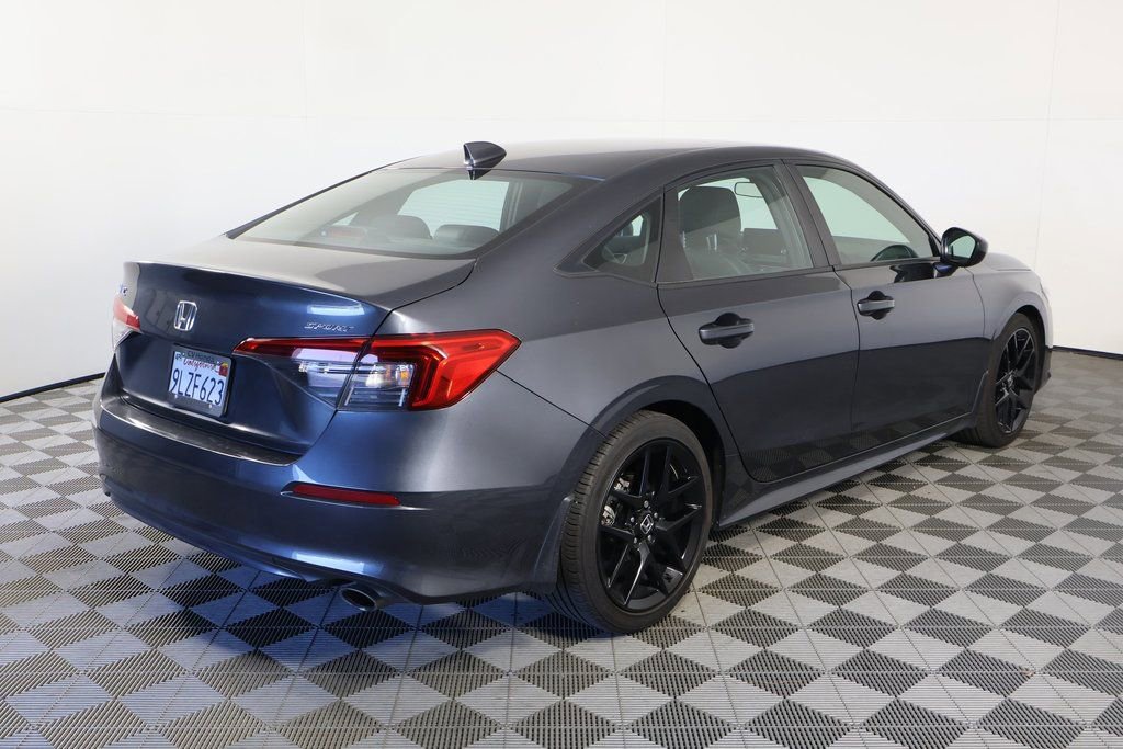 Used 2024 Honda Civic Sport image 3