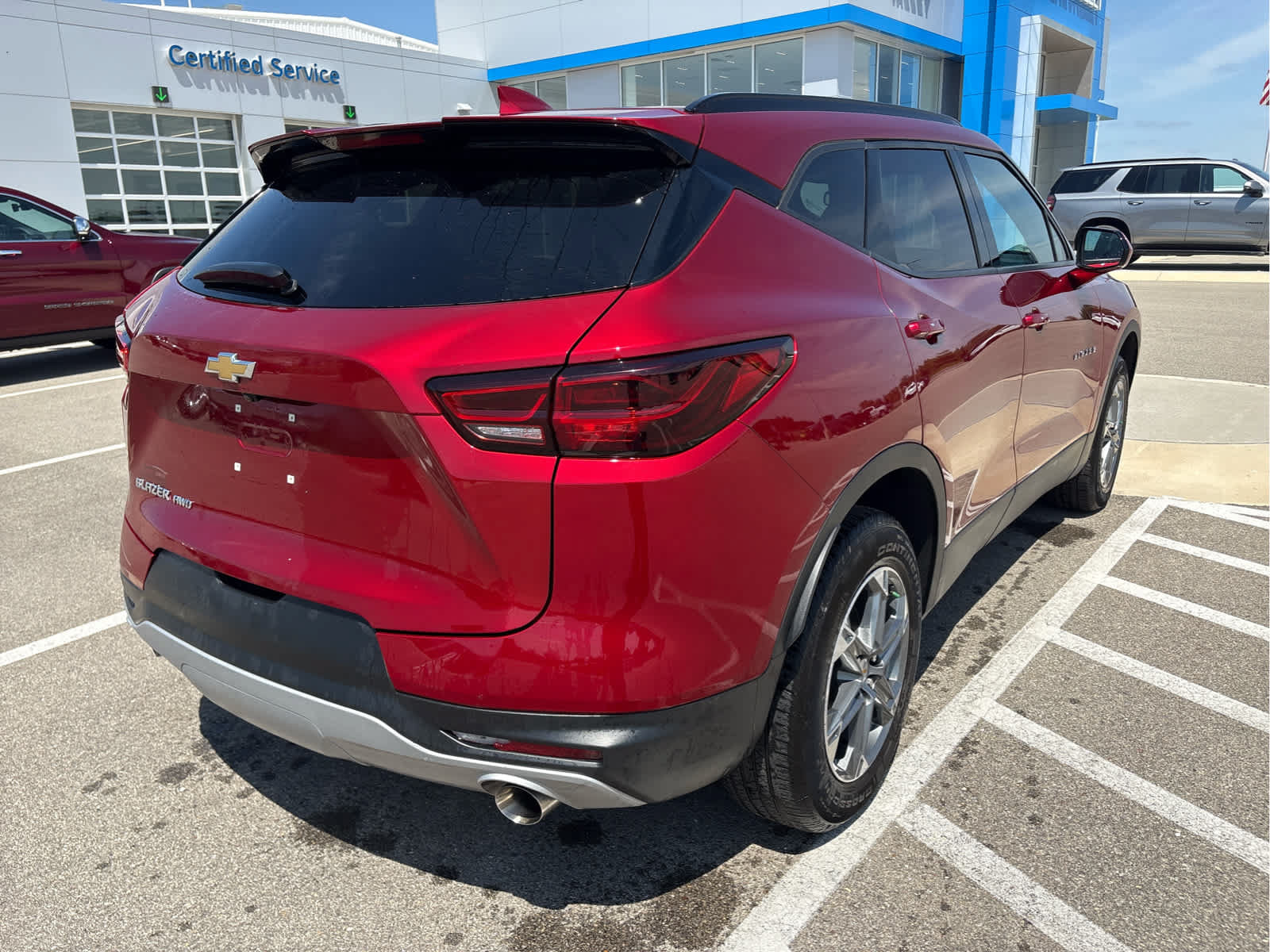 Used 2023 Chevrolet Blazer LT w/ Convenience Package AWD/4WD image 3