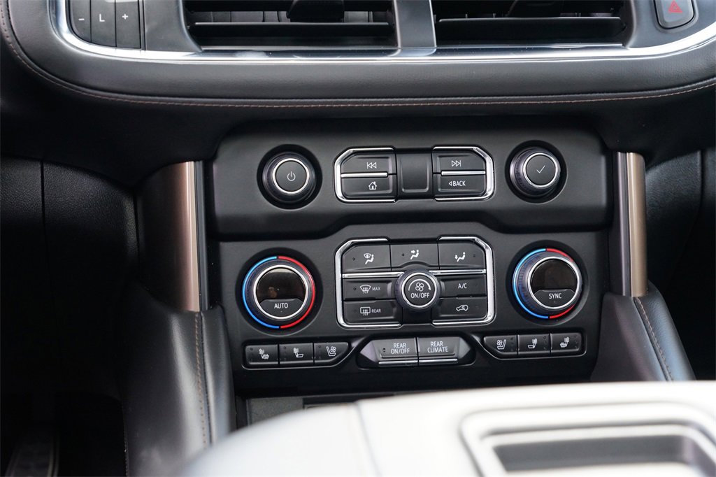 Used 2023 Chevrolet Suburban High Country image 23