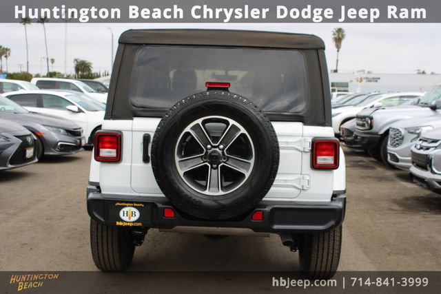 Used 2023 Jeep Wrangler Sahara image 4