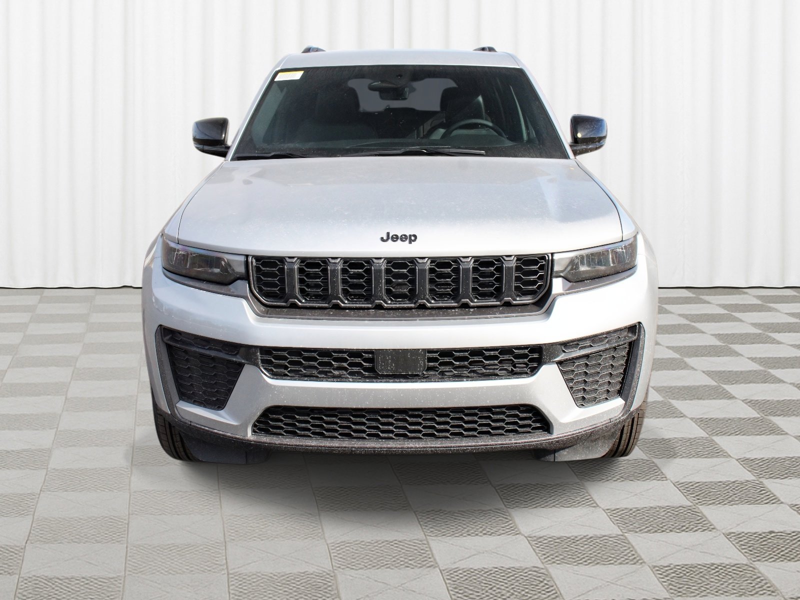 New 2026 Jeep Grand Cherokee Altitude image 31