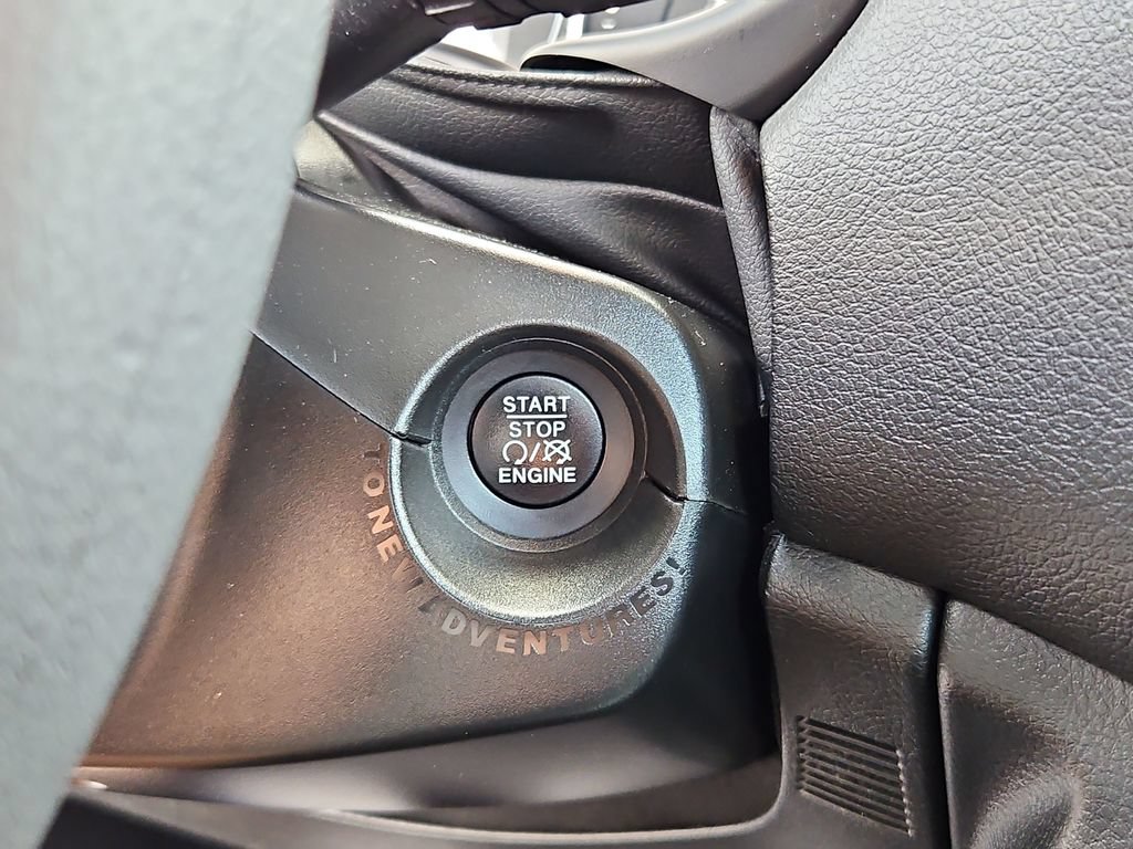 Used 2020 Jeep Renegade Sport FWD image 17