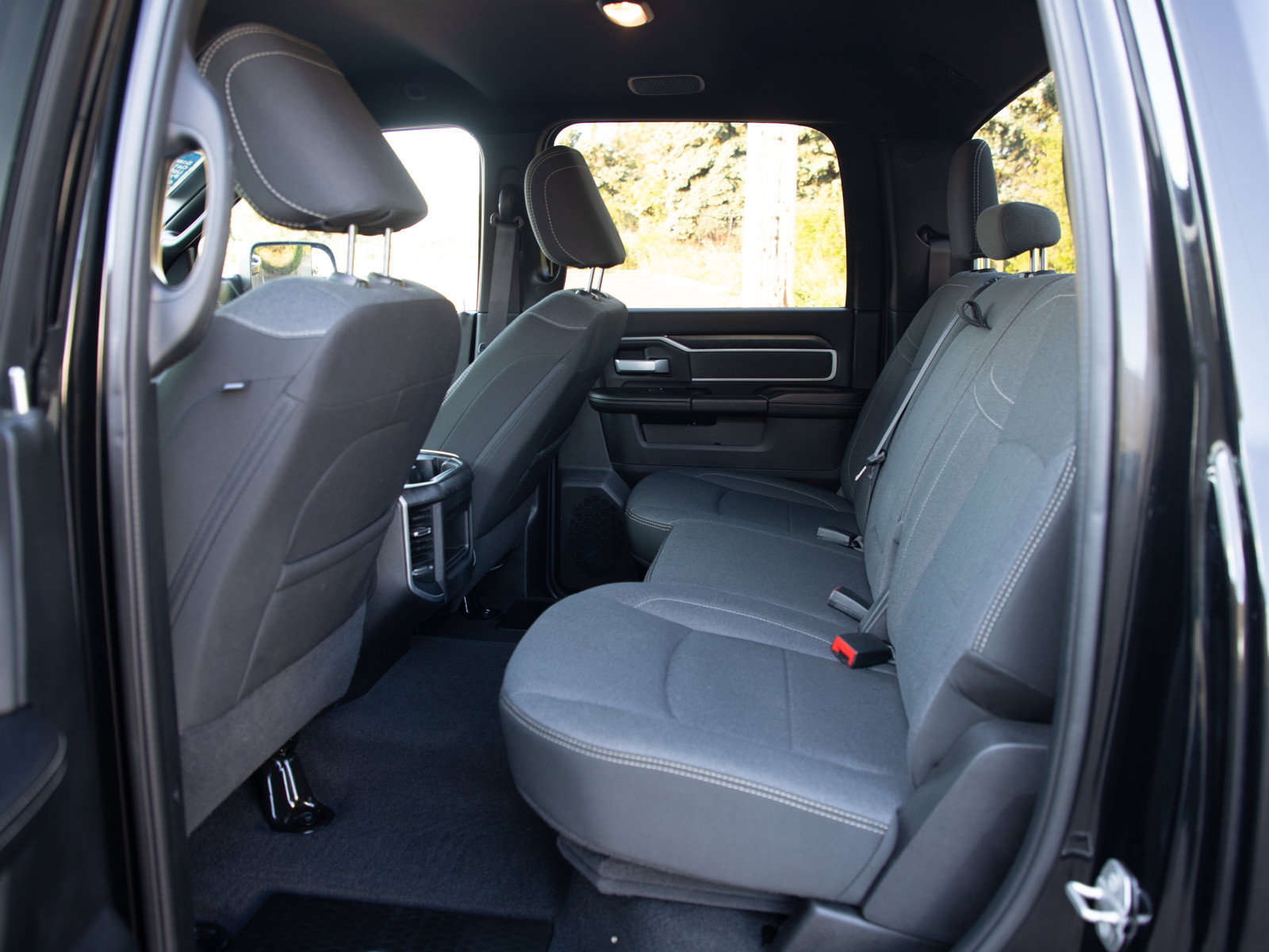 Used 2022 RAM 3500 Big Horn w/ Night Edition AWD/4WD image 16
