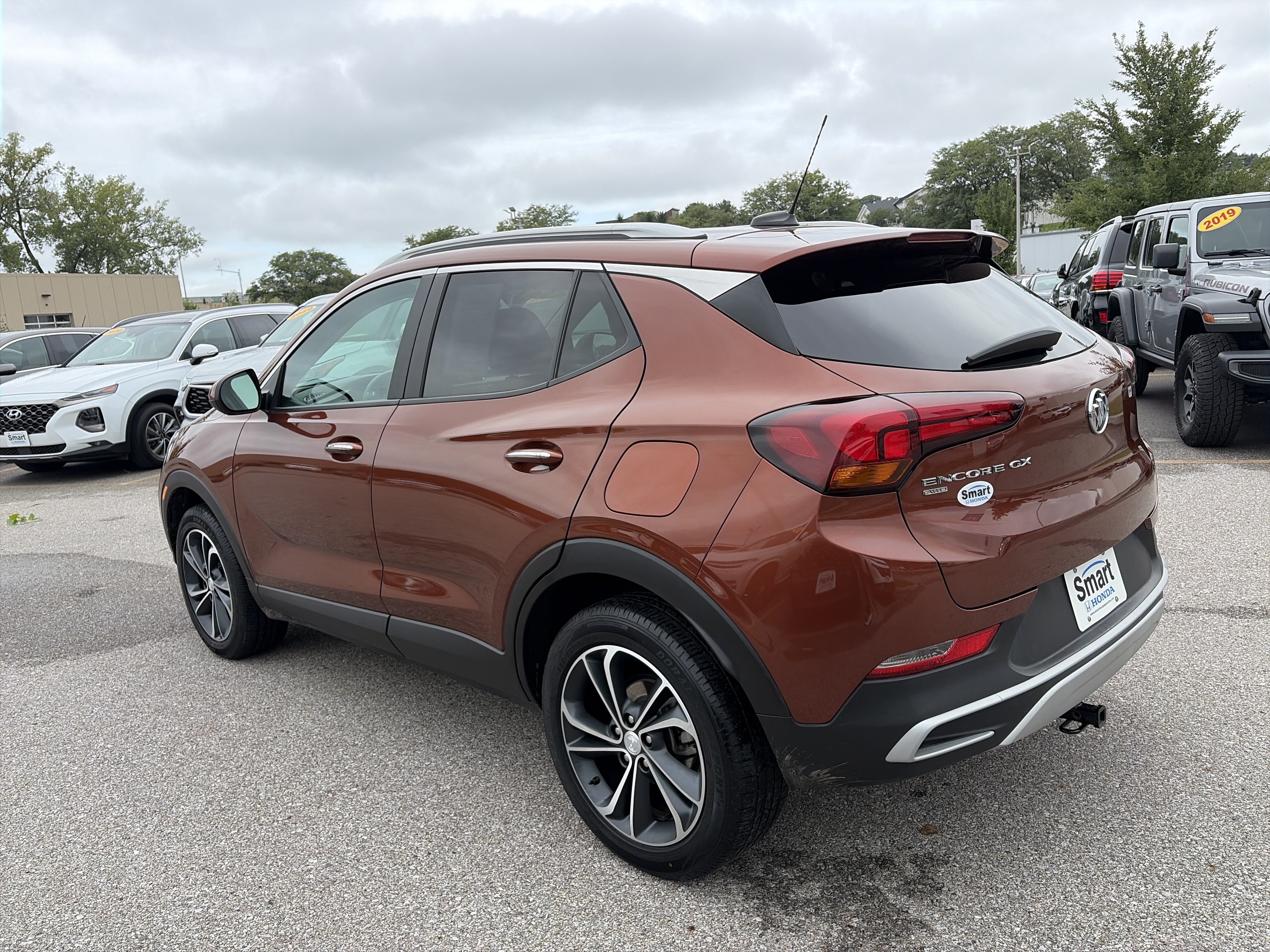 Used 2021 Buick Encore GX Select AWD/4WD image 8