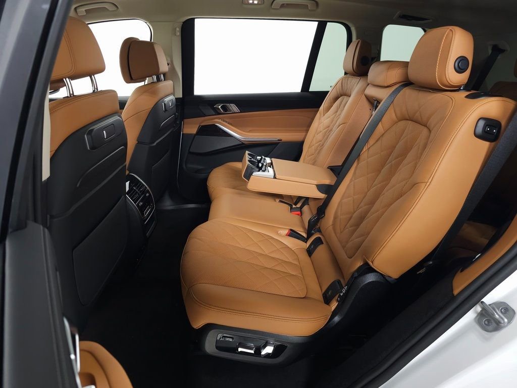 New 2026 BMW X7 xDrive40i image 33