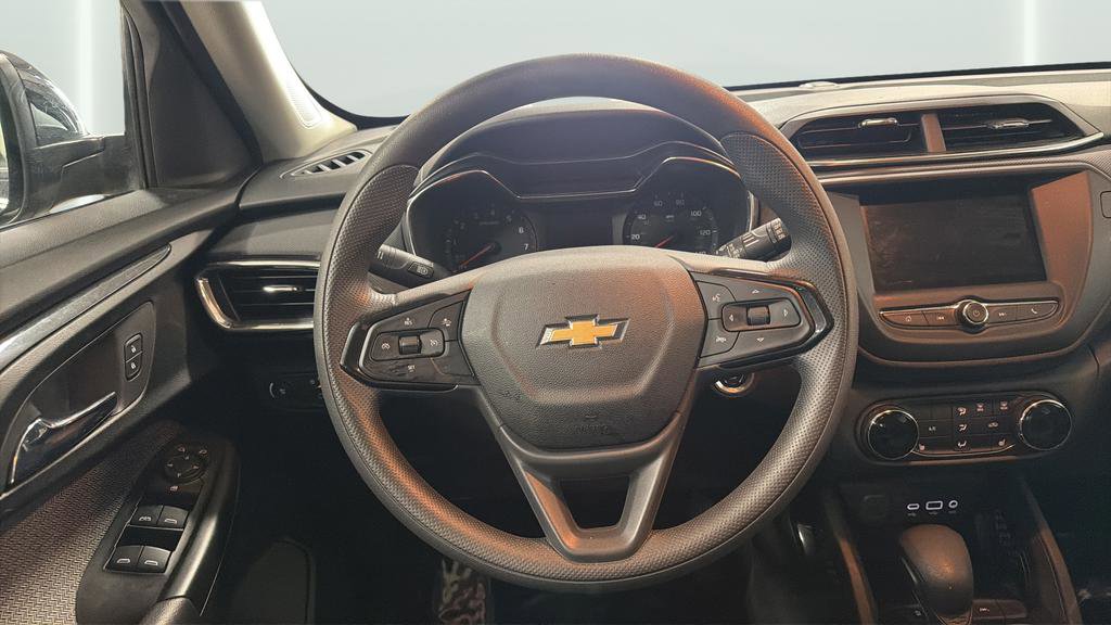 Used 2023 Chevrolet TrailBlazer LT FWD image 22
