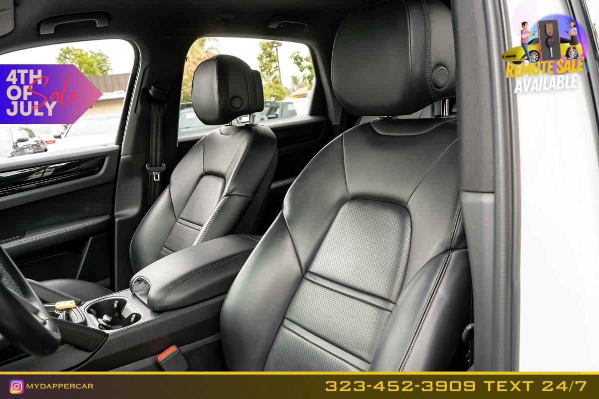 Used 2019 Porsche Cayenne AWD/4WD image 12
