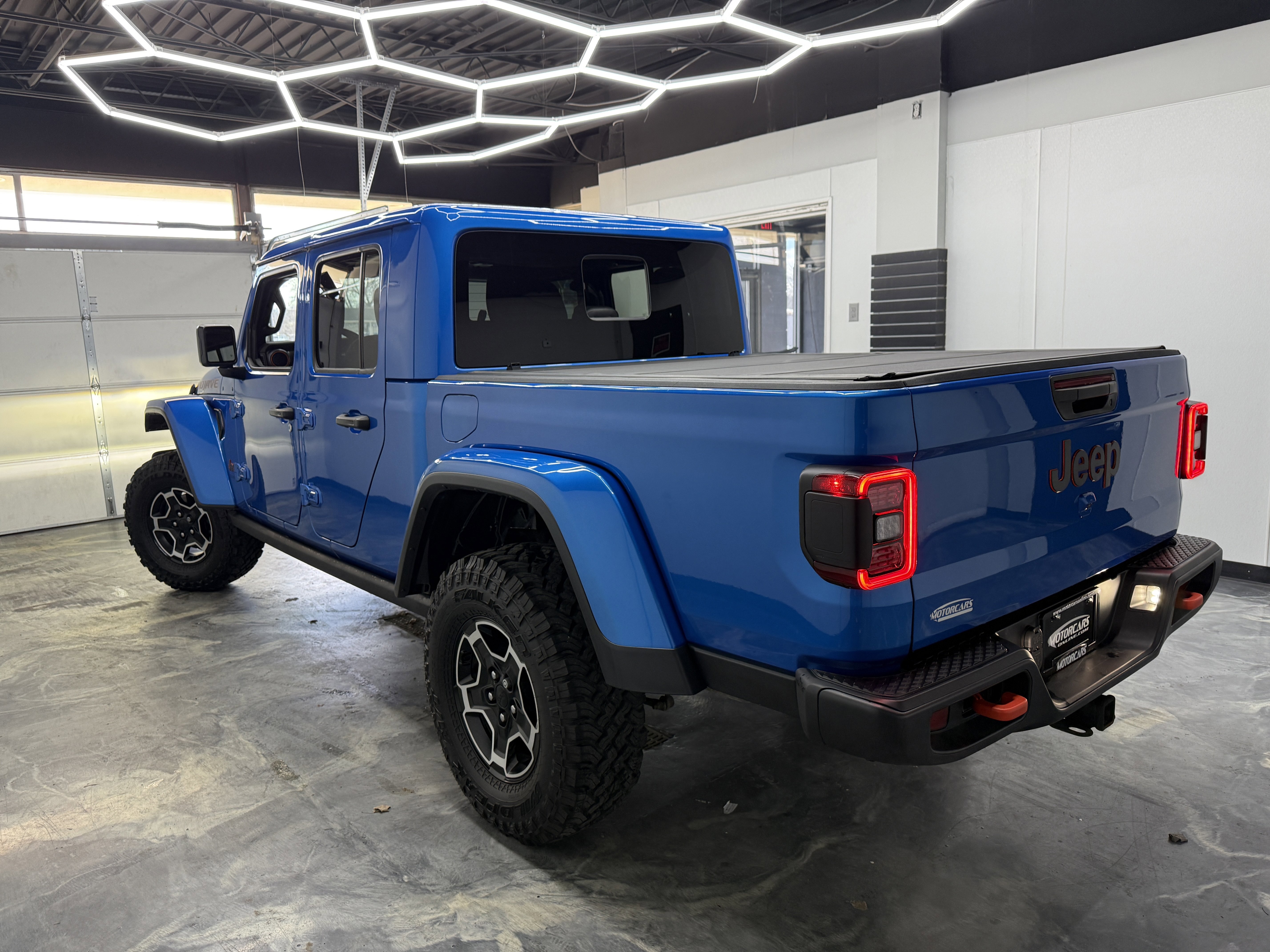 Used 2023 Jeep Gladiator Mojave w/ Dual Top Group image 3