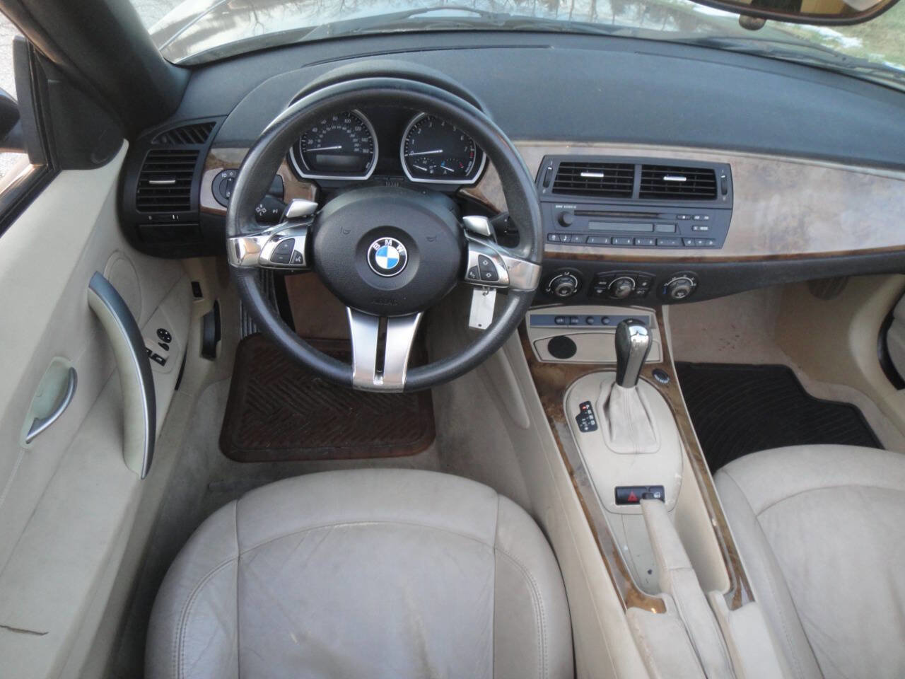Used 2006 BMW Z4 3.0i image 11