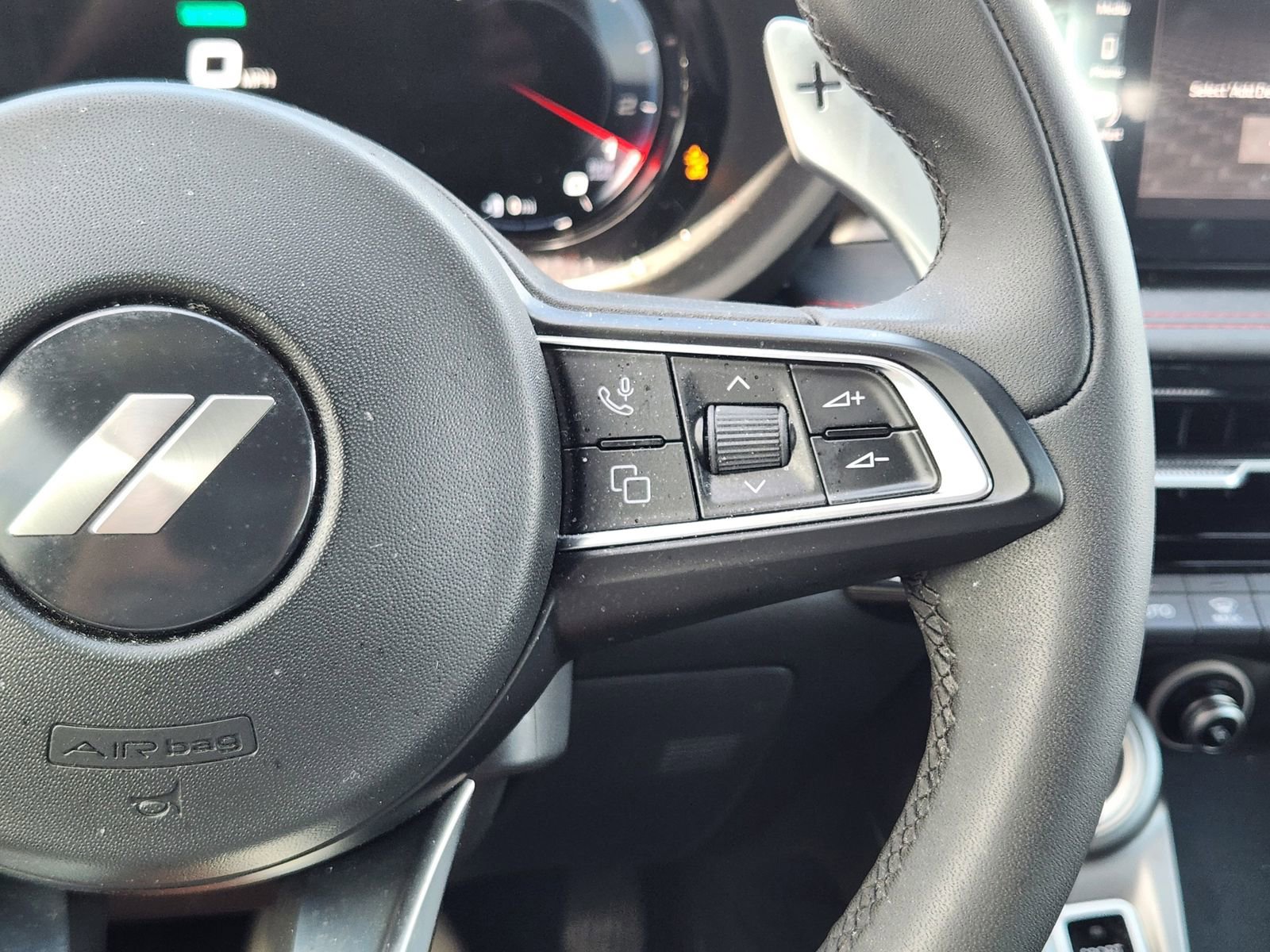 Used 2024 Dodge Hornet R/T w/ R/T Blacktop Package image 32