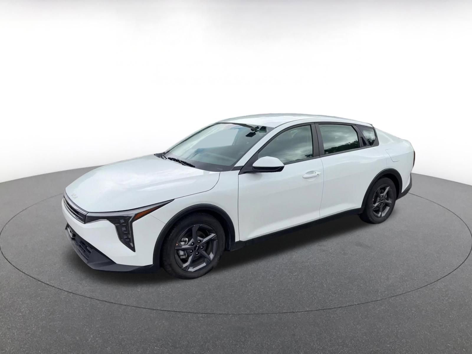 Used 2025 Kia K4 FWD image 7