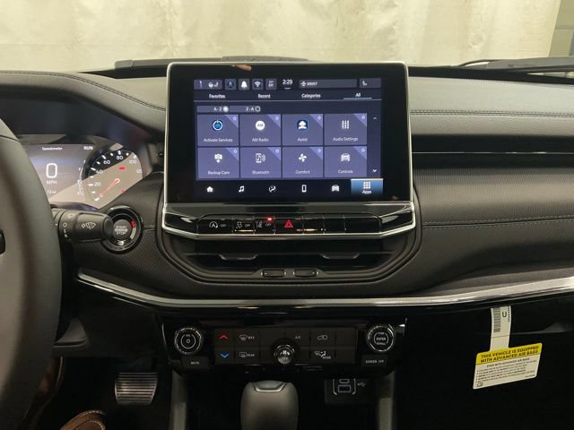 New 2026 Jeep Compass Latitude AWD/4WD image 17
