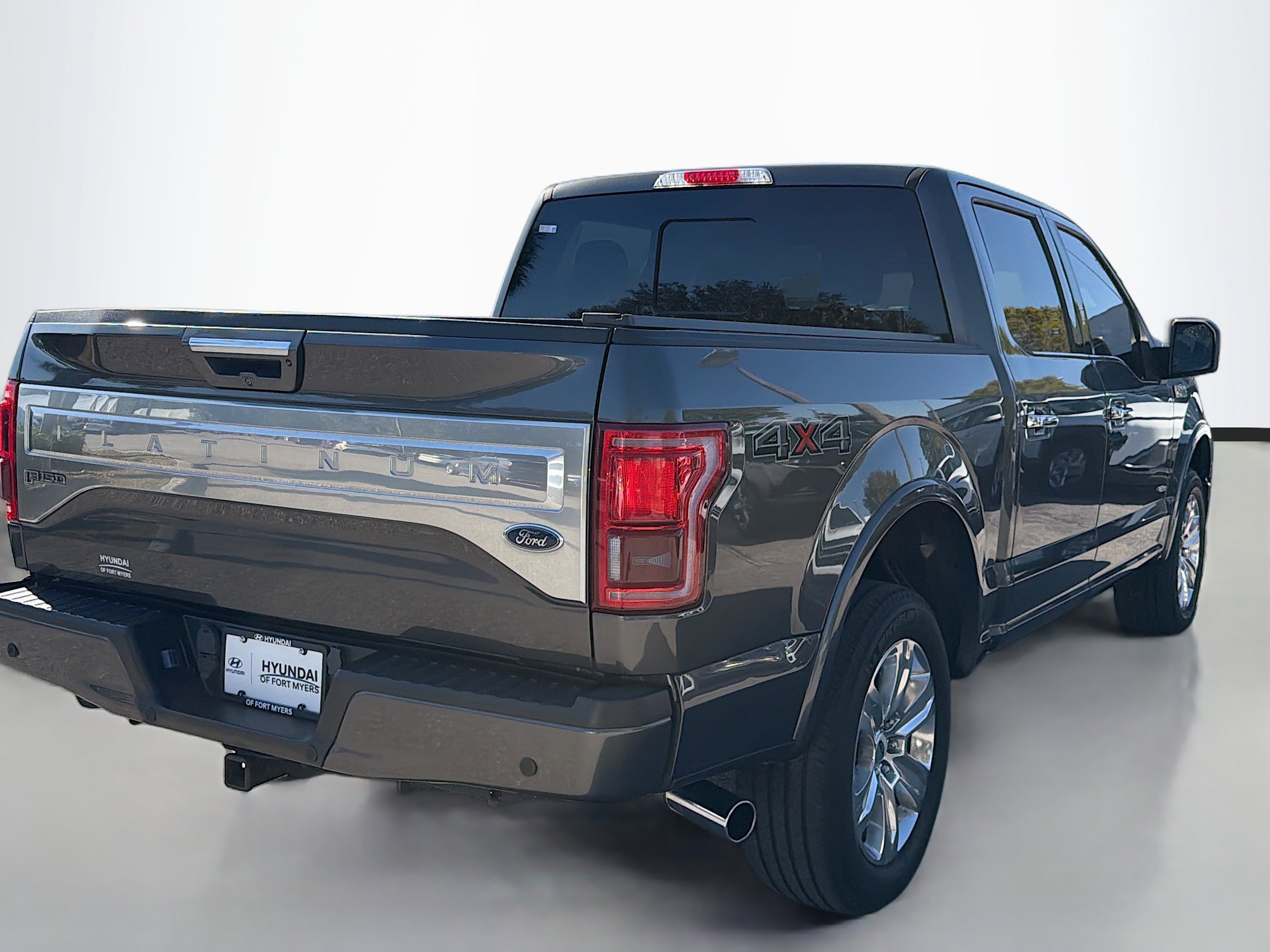 Used 2016 Ford F150 Platinum w/ Technology Package image 3