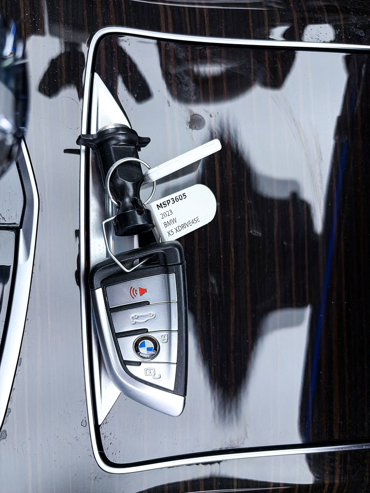 Used 2023 BMW X5 xDrive45e w/ Executive Package image 30