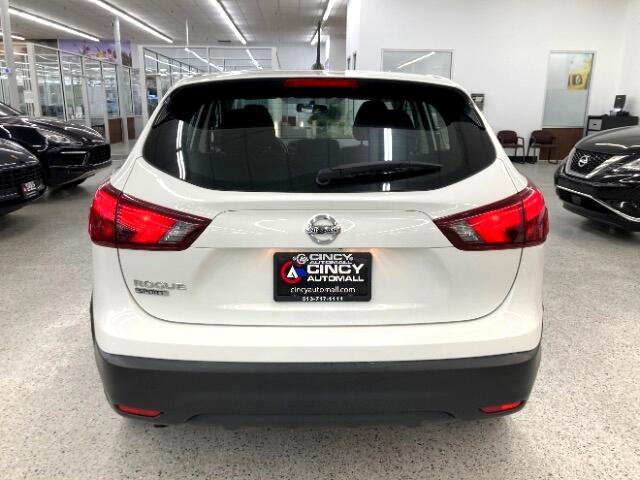 Used 2019 Nissan Rogue Sport S image 6