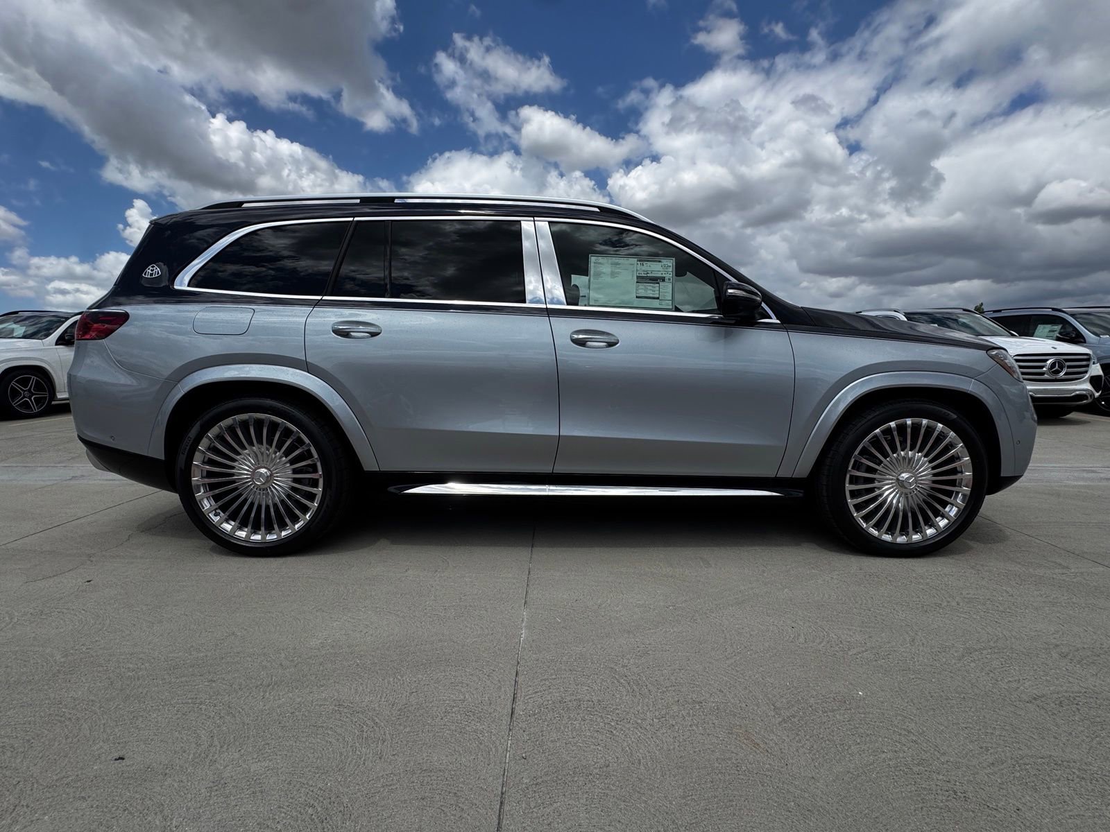 New 2026 Mercedes-Benz Maybach GLS 600 4MATIC image 15