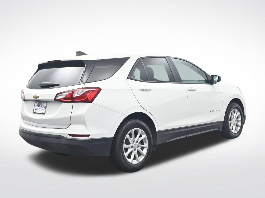 Used 2021 Chevrolet Equinox LS w/ LS Convenience Package FWD image 6