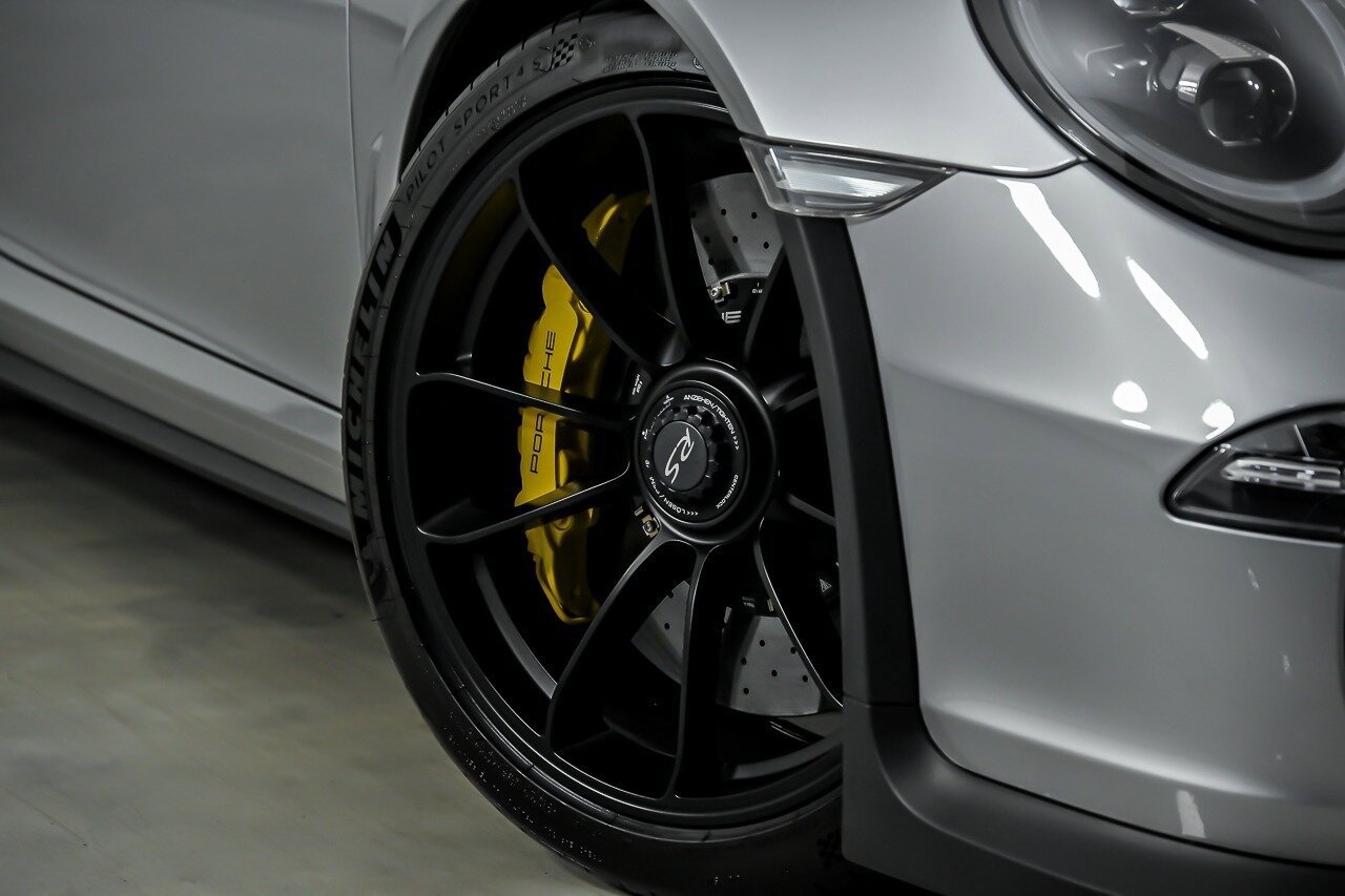 Used 2016 Porsche 911 GT3 RS RWD image 4