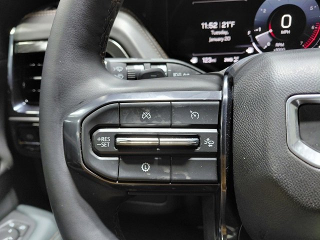 Used 2025 GMC Yukon AT4 w/ LPO, Floor Liner Package image 41