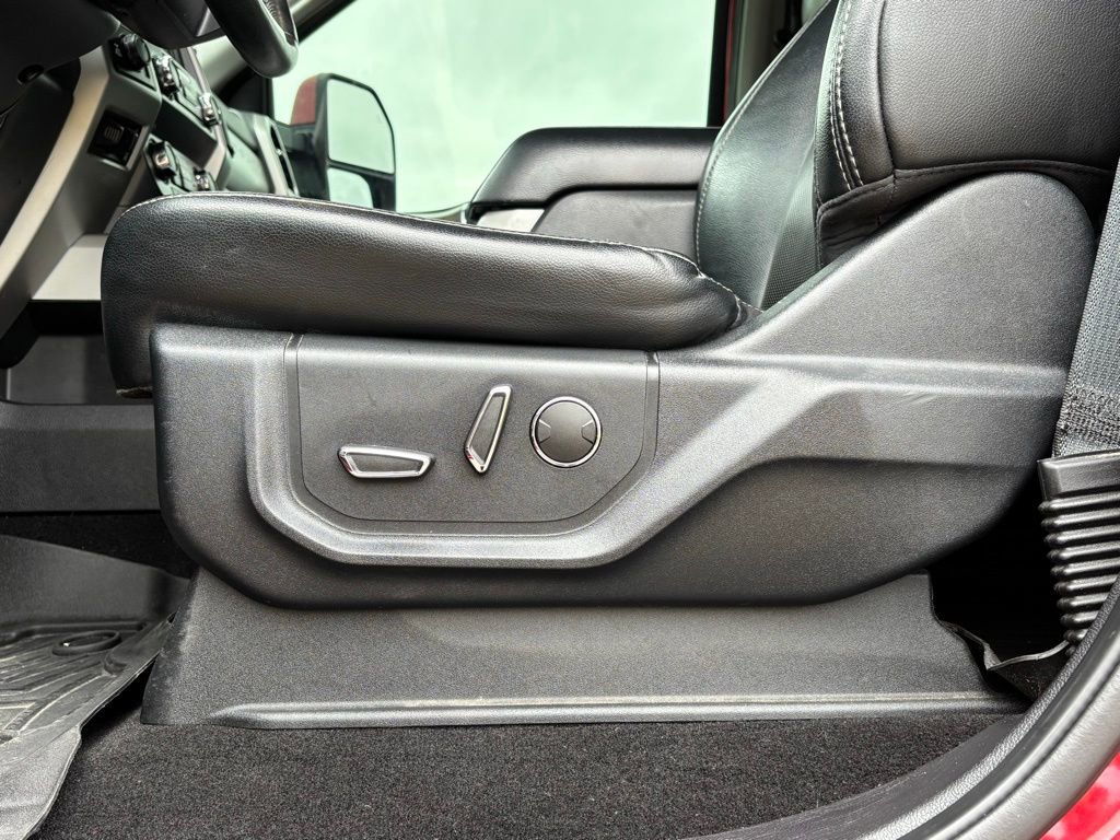Used 2019 Ford F250 Lariat w/ Lariat Ultimate Package image 13