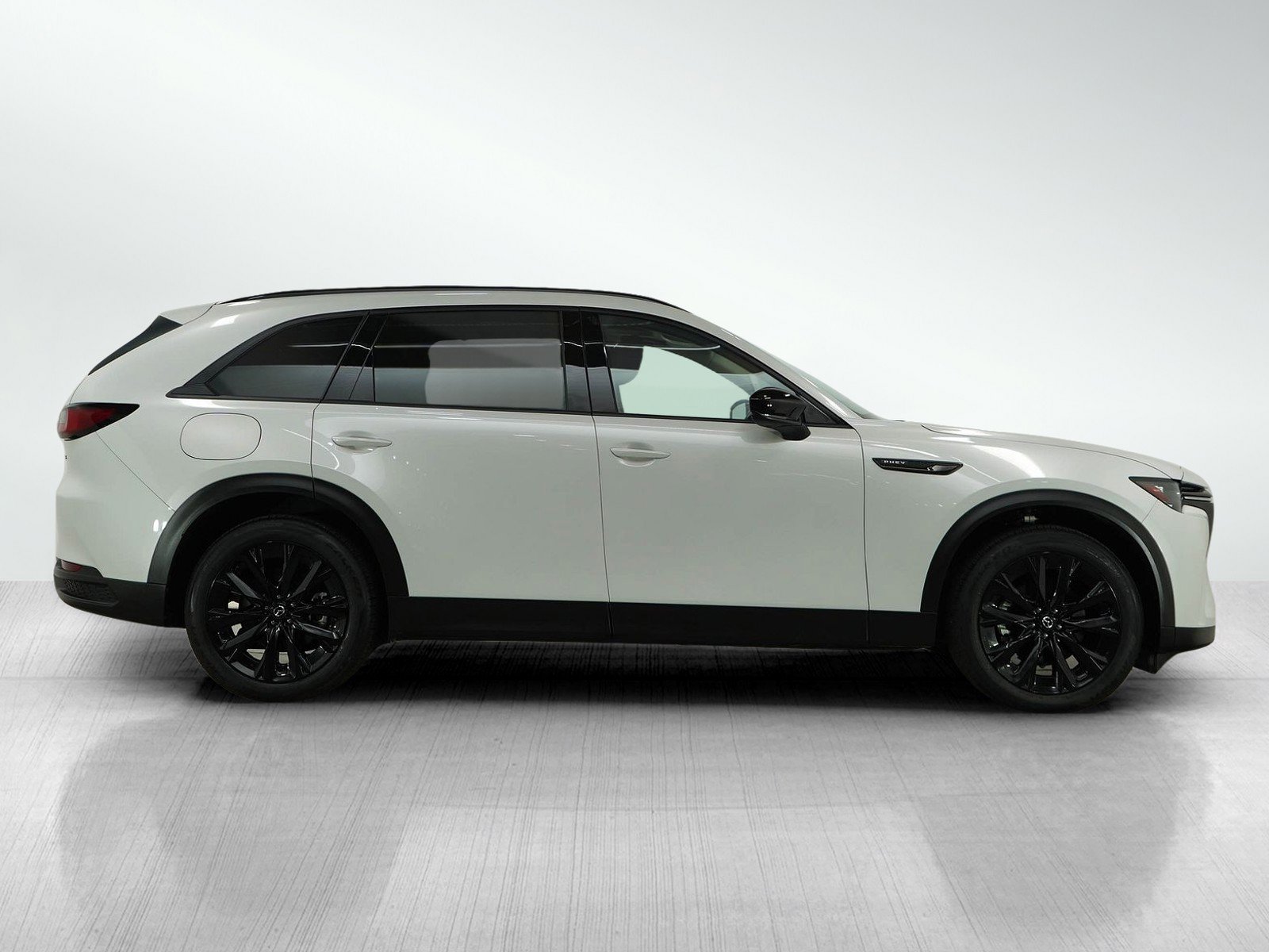 Certified 2025 MAZDA CX-90 Plug-In Hybrid w/Premium Sport image 6
