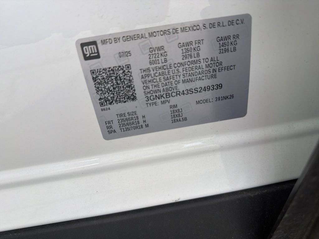 Used 2025 Chevrolet Blazer LT FWD image 3