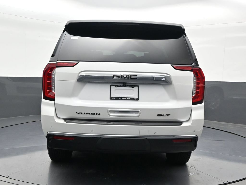 Used 2024 GMC Yukon SLT w/ SLT Luxury Package RWD image 4