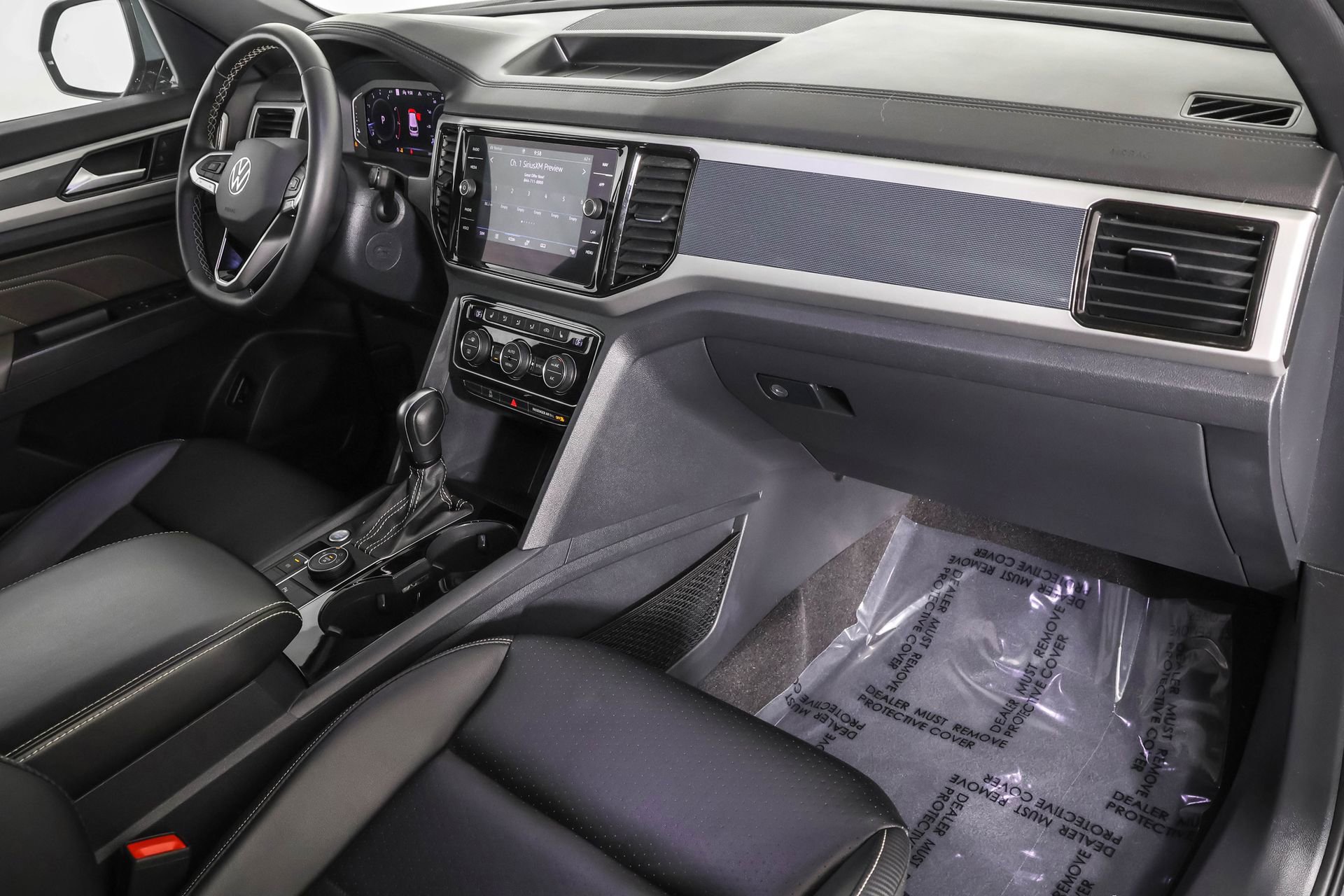 Used 2022 Volkswagen Atlas Cross Sport SEL image 46