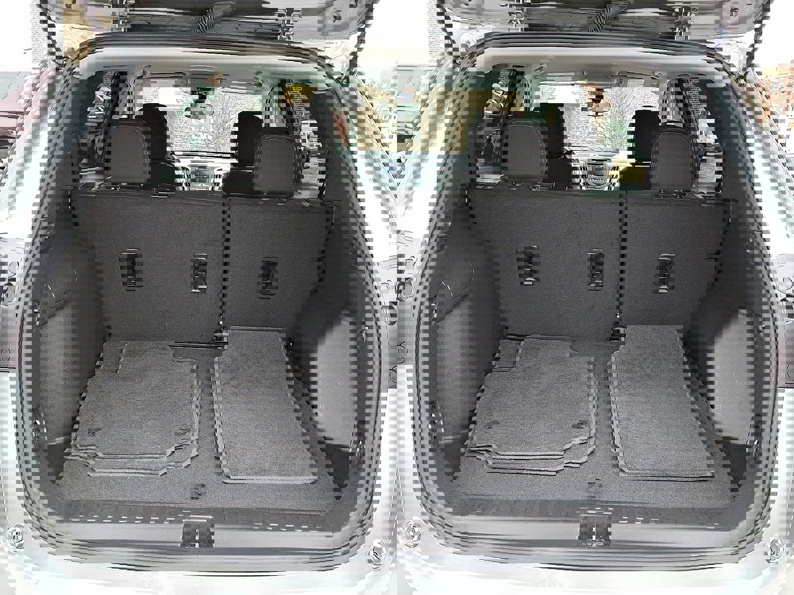 Used 2024 Chevrolet Equinox LS w/ LS Convenience Package image 28