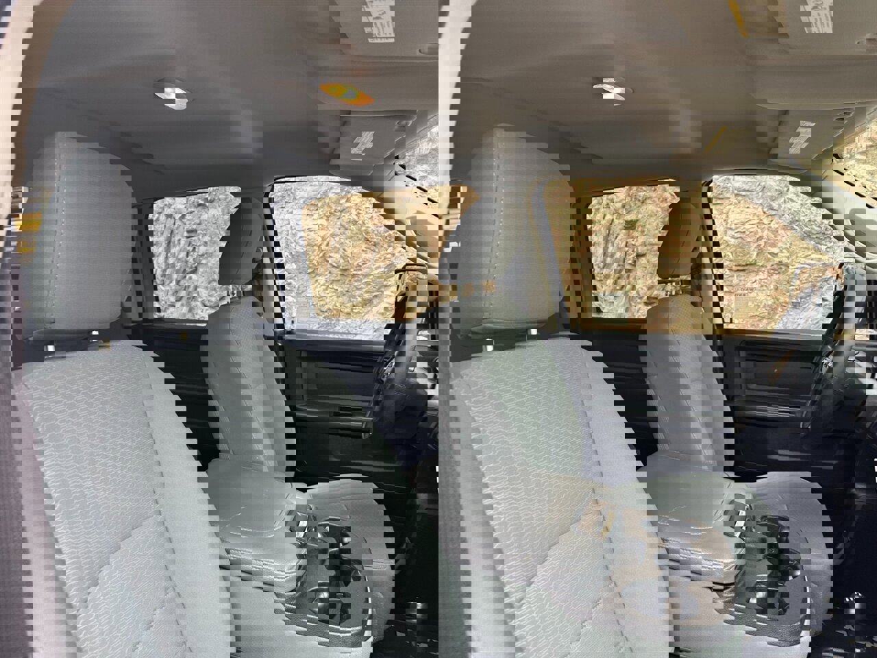 Used 2018 RAM 2500 Tradesman w/ Chrome Appearance Group image 33