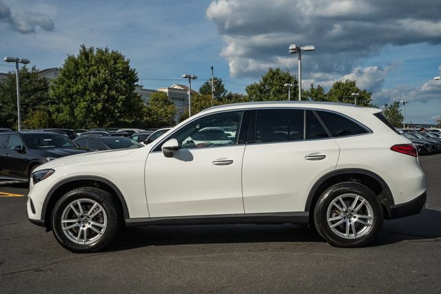 Used 2023 Mercedes-Benz GLC 300 4MATIC image 4