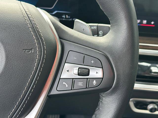 Certified 2024 BMW X5 xDrive50e w/ Premium Package image 26