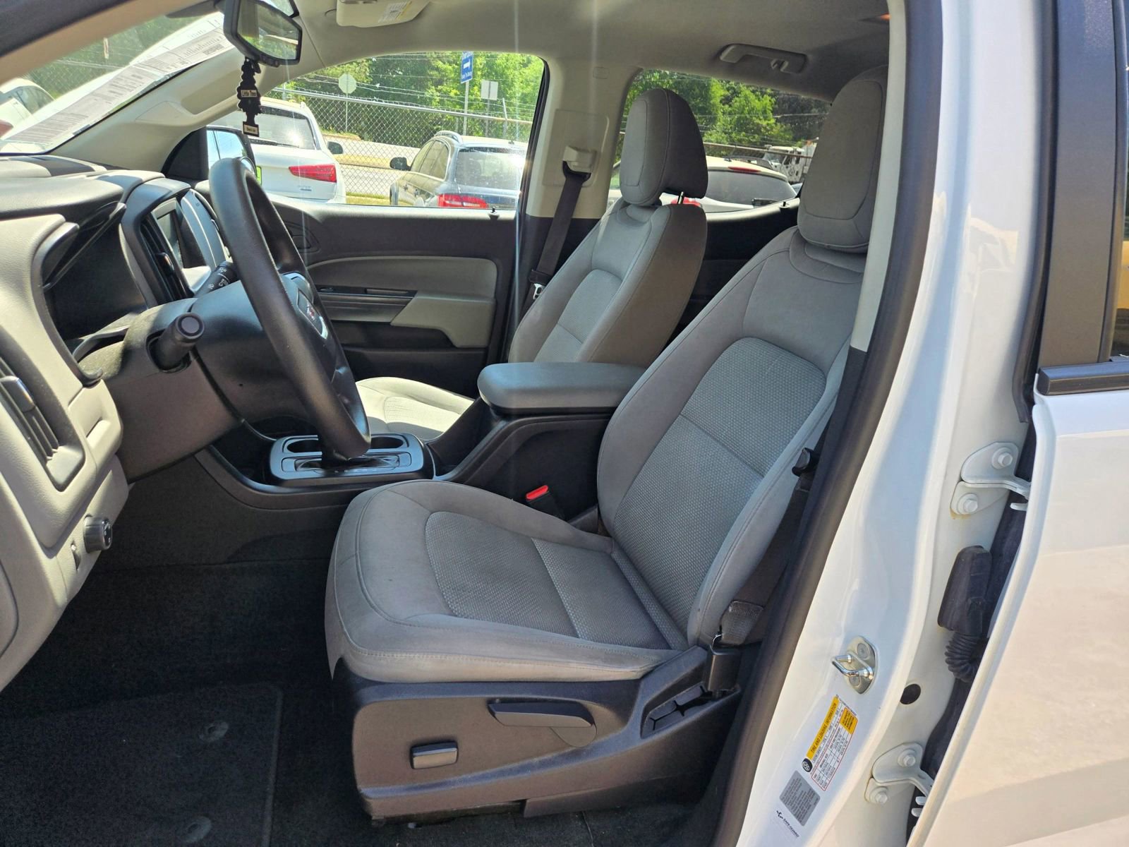 Used 2017 GMC Canyon 2WD Crew Cab w/ Convenience Package image 6