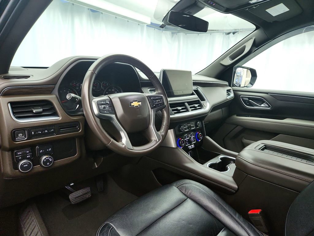 Used 2021 Chevrolet Suburban LS image 11