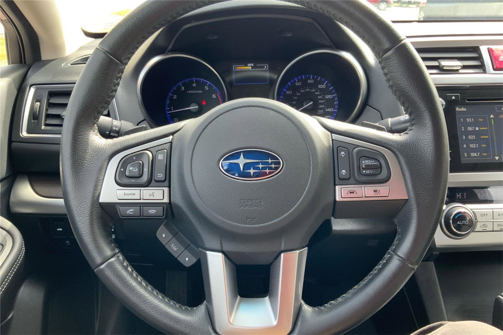 Used 2017 Subaru Legacy 2.5i Limited image 16