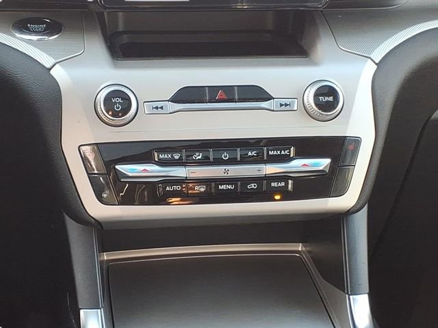 Used 2023 Ford Explorer XLT w/ Equipment Group 202A image 12