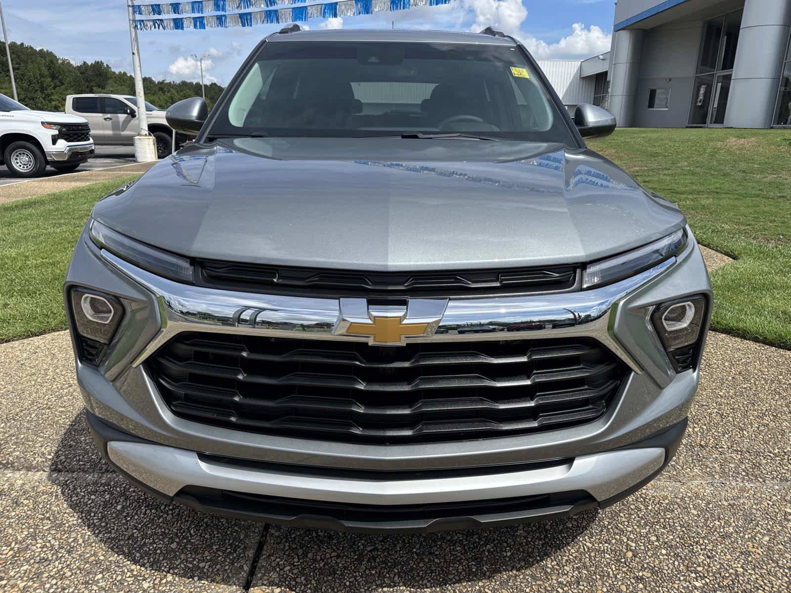 New 2026 Chevrolet TrailBlazer LT w/ Convenience Package FWD image 2