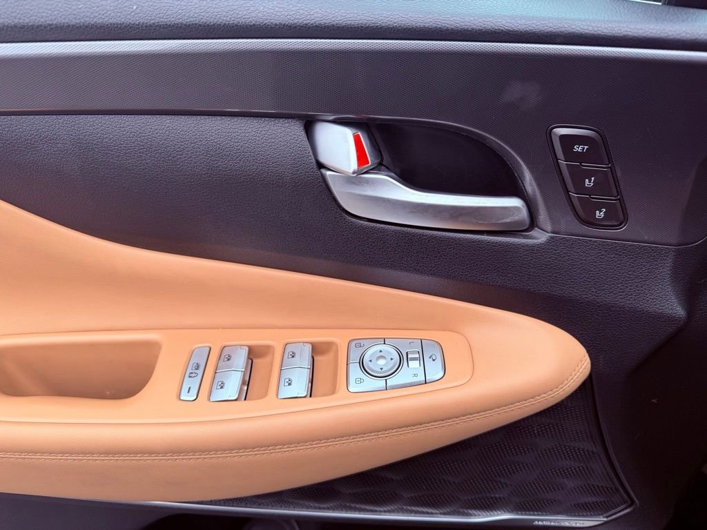 Used 2021 Hyundai Santa Fe Calligraphy w/ Cargo Package image 23