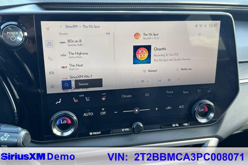 Used 2023 Lexus RX 350h w/ Accessory Package (Z1) image 28