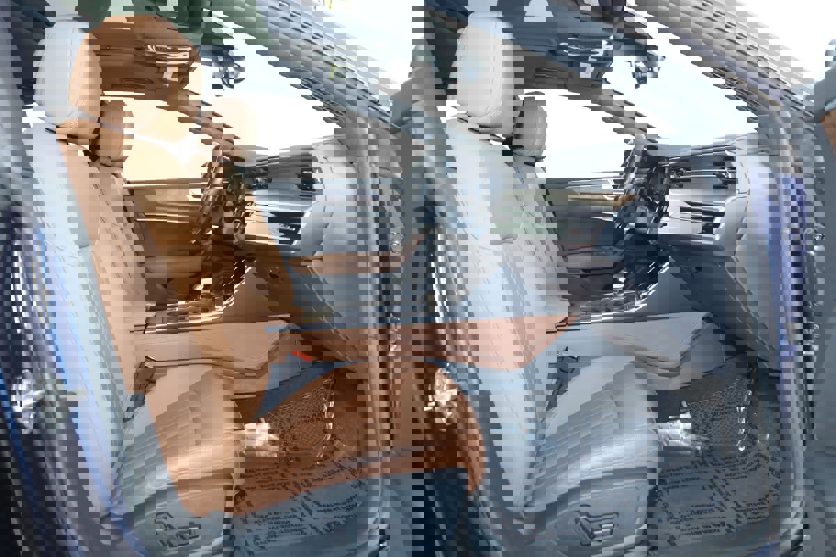 Used 2021 Audi A7 e Premium Plus w/ Black Optic Package image 13