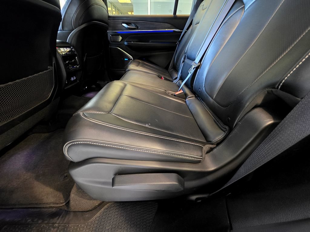 Used 2023 Jeep Grand Cherokee L Overland AWD/4WD image 62