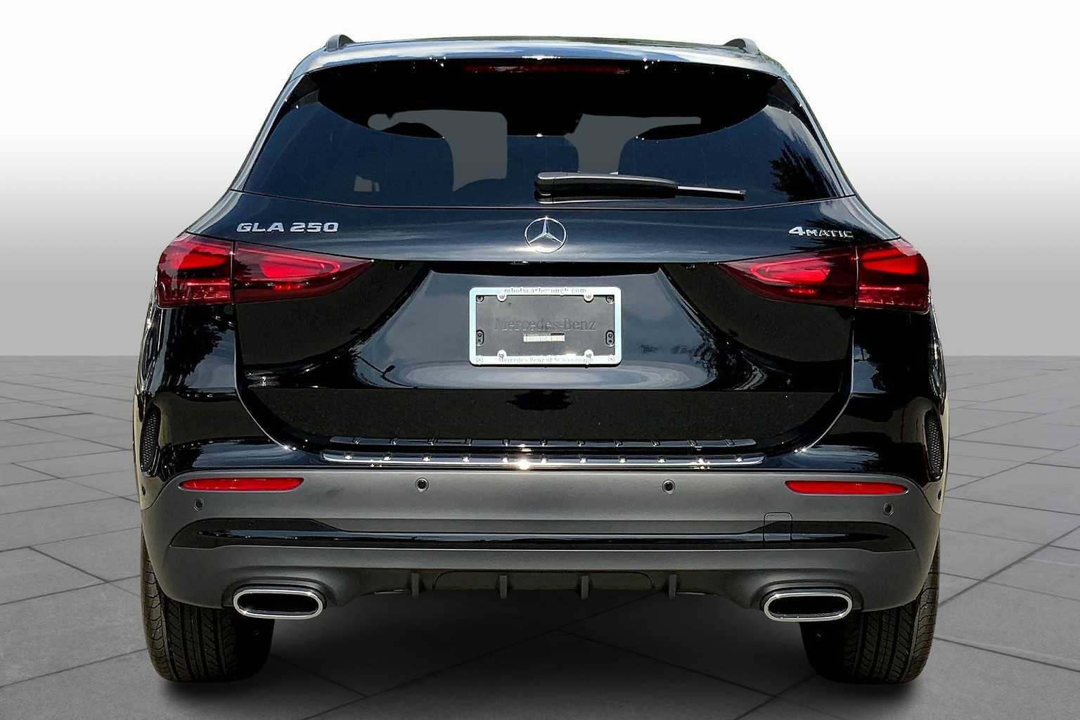 Certified 2026 Mercedes-Benz GLA 250 4MATIC image 4