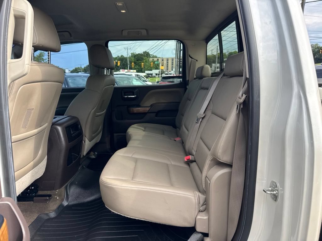 Used 2015 GMC Sierra 1500 SLT w/ SLT Crew Cab Value Package AWD/4WD image 24