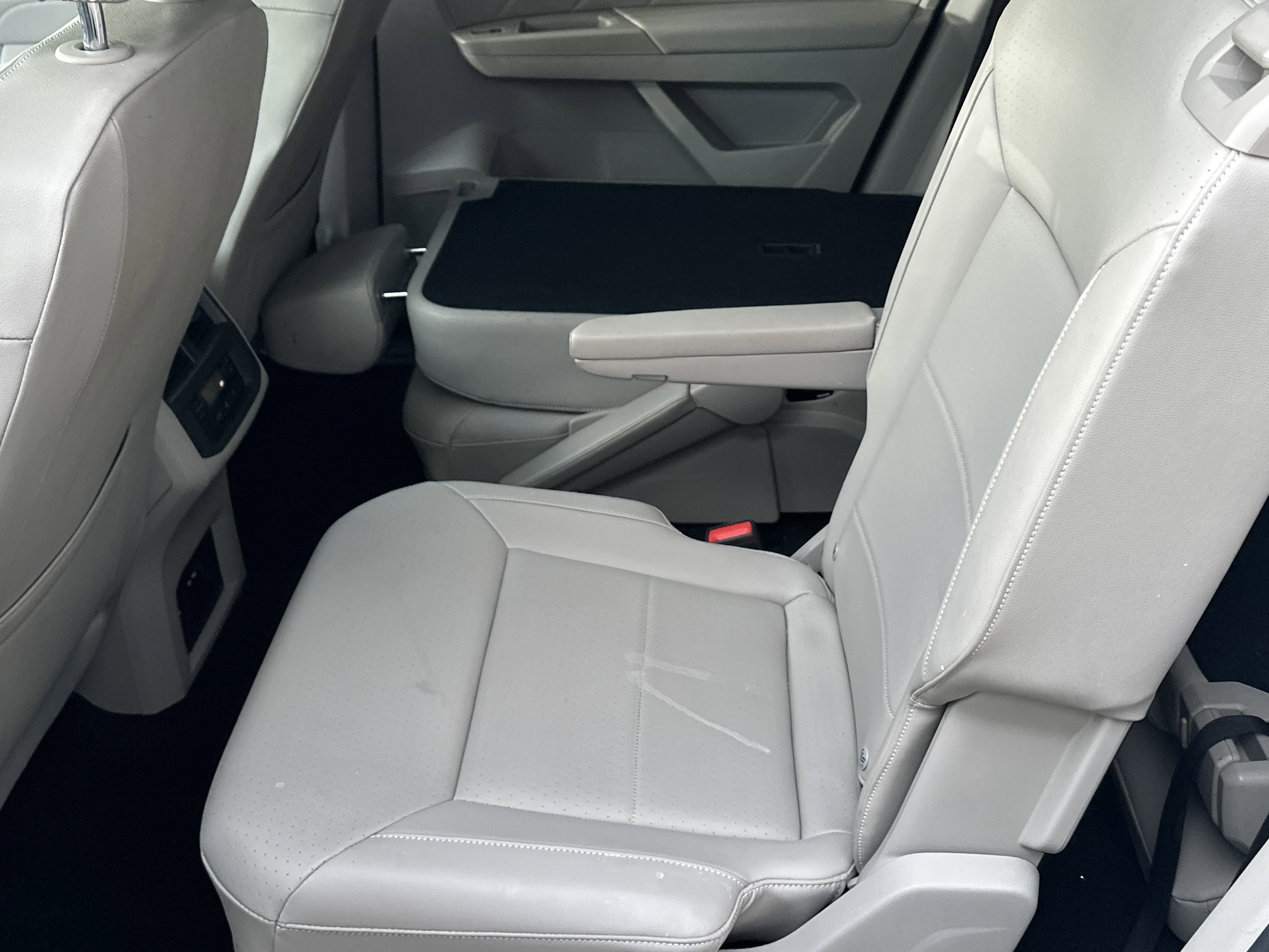 Used 2022 Volkswagen Atlas SE image 22