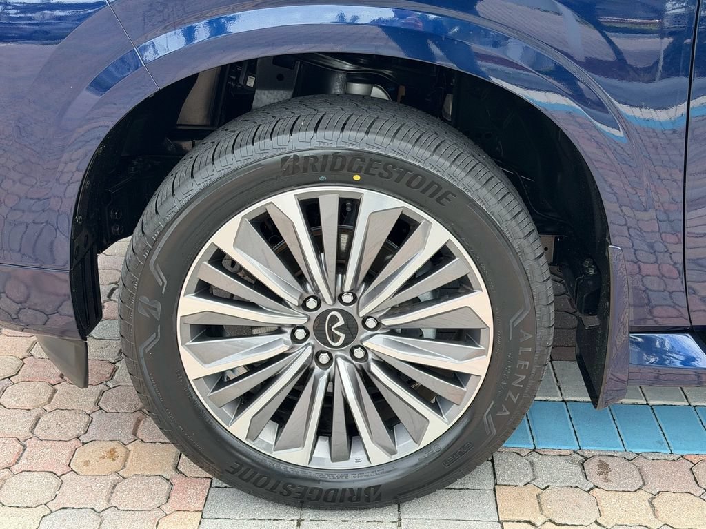 Used 2026 INFINITI QX80 Luxe w/ Exterior Package RWD image 11