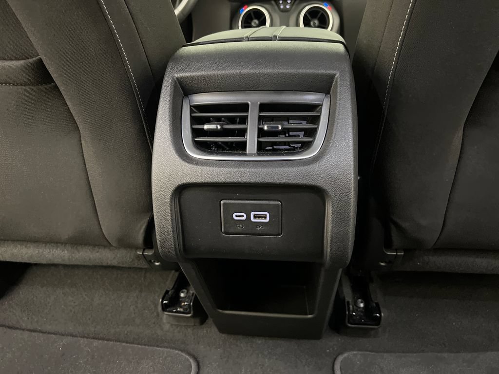 Used 2025 Chevrolet Blazer LT FWD image 26