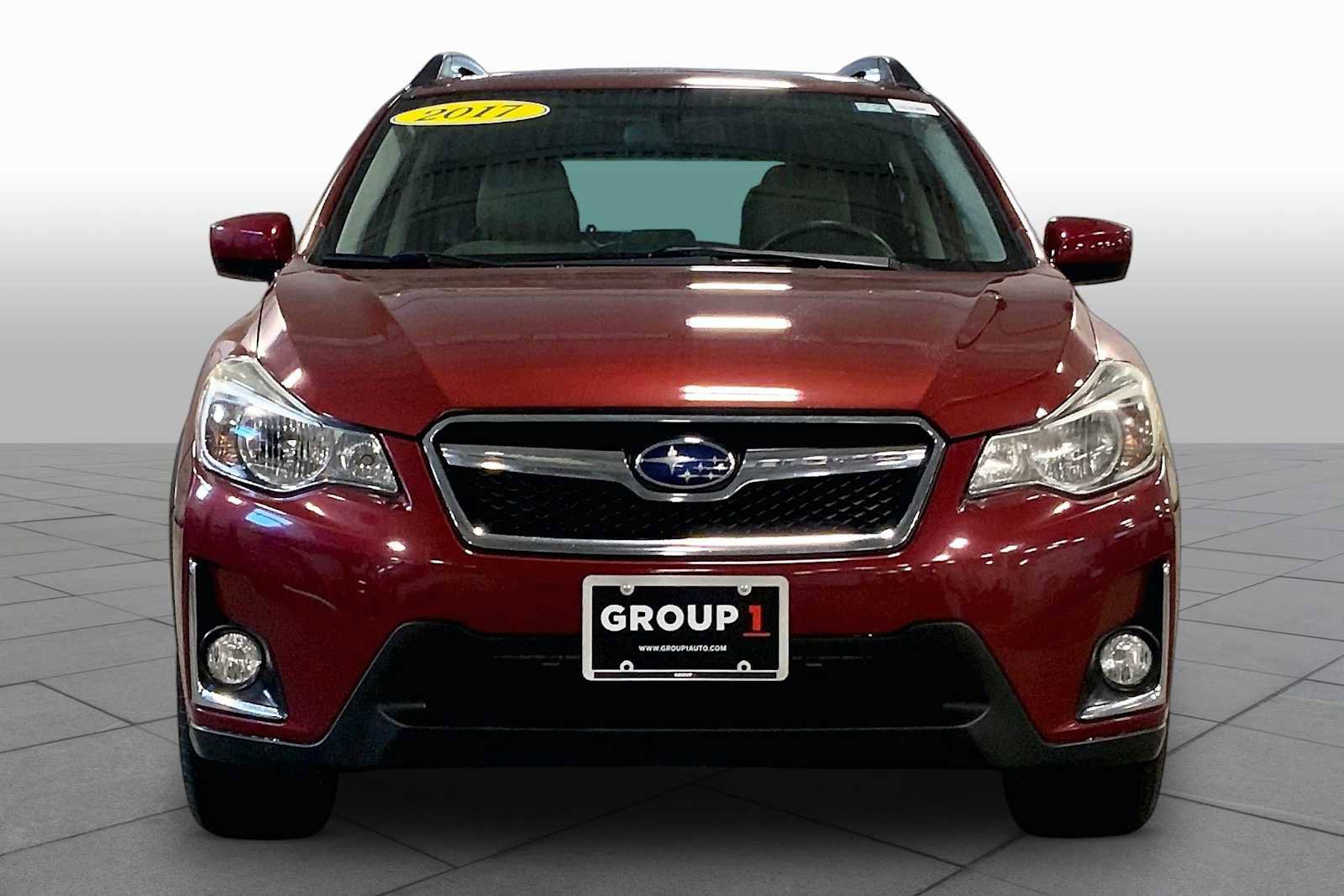 Used 2017 Subaru Crosstrek 2.0i Premium w/ Moonroof Package AWD/4WD image 4